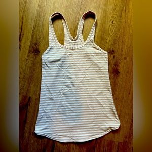 Lululemon racer back Nulu tank top